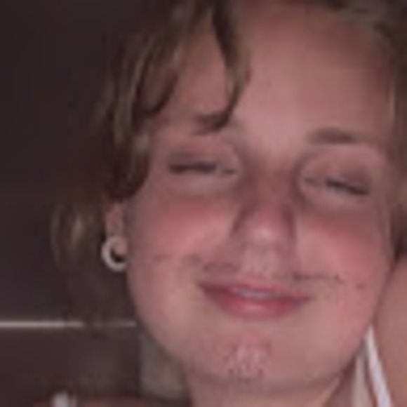 Meet your Posher, Maddie - Picture 1 of 1